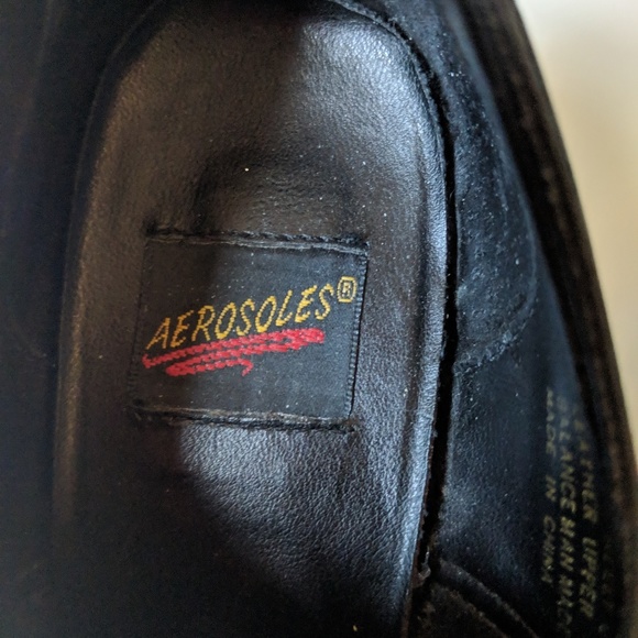 AEROSOLES Shoes Aerosoles Navy Blue Leather Upper Heely Size 9 